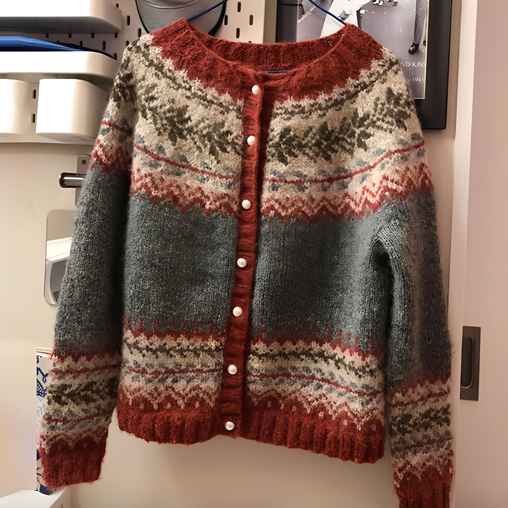 Aitana – Cardigan dame i etnisk strik – blød og varm skandinavisk sweater til daglig brug