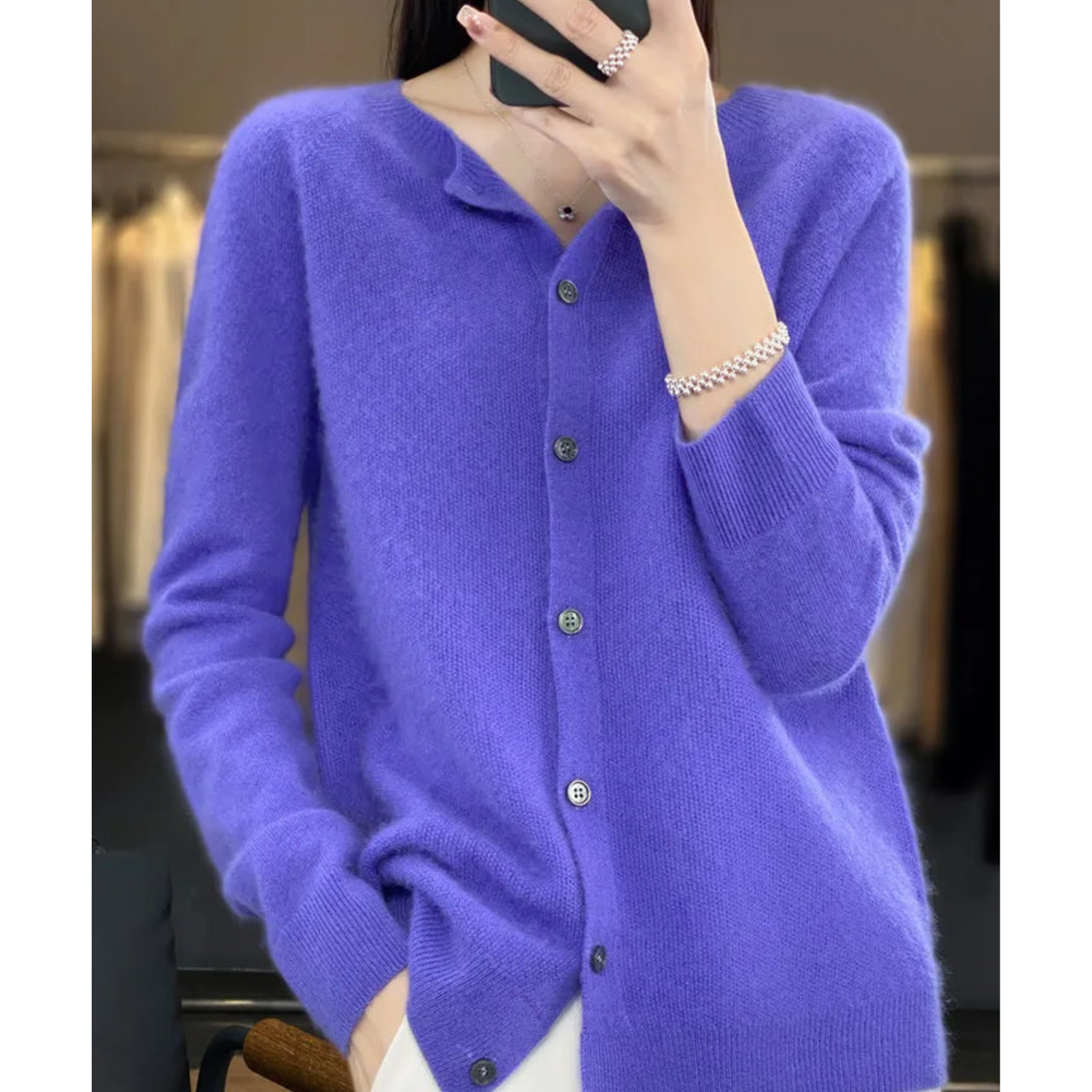 Mercy Cardigan Femme – Gilet Élégant en Laine Mérinos & Cachemire Doux à Col Rond