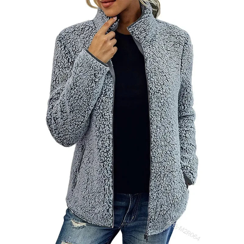 Yuna Veste Femme – weiche & warme Fleecejacke im lässigen und eleganten Stil