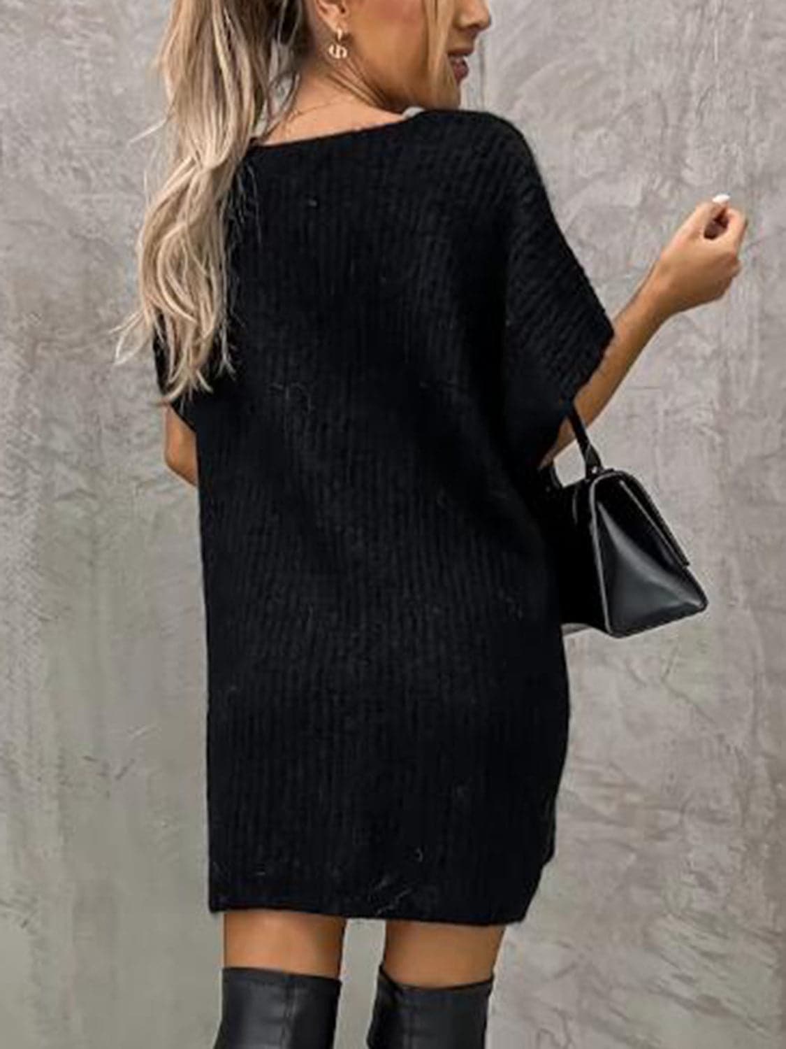 Francesca vestido de punto para mujer – tejido suave con cuello en V, corte relajado, mangas cortas y bolsillos delanteros