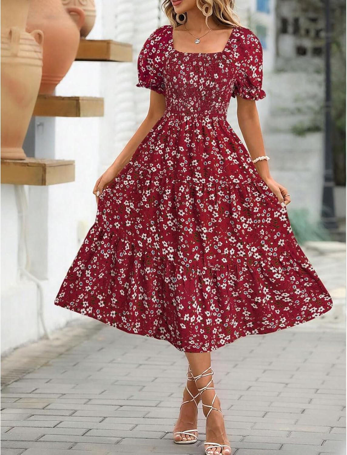 Vestido Angeli para mujer con flores – mangas abullonadas, cintura anudada, corte mini verano chic