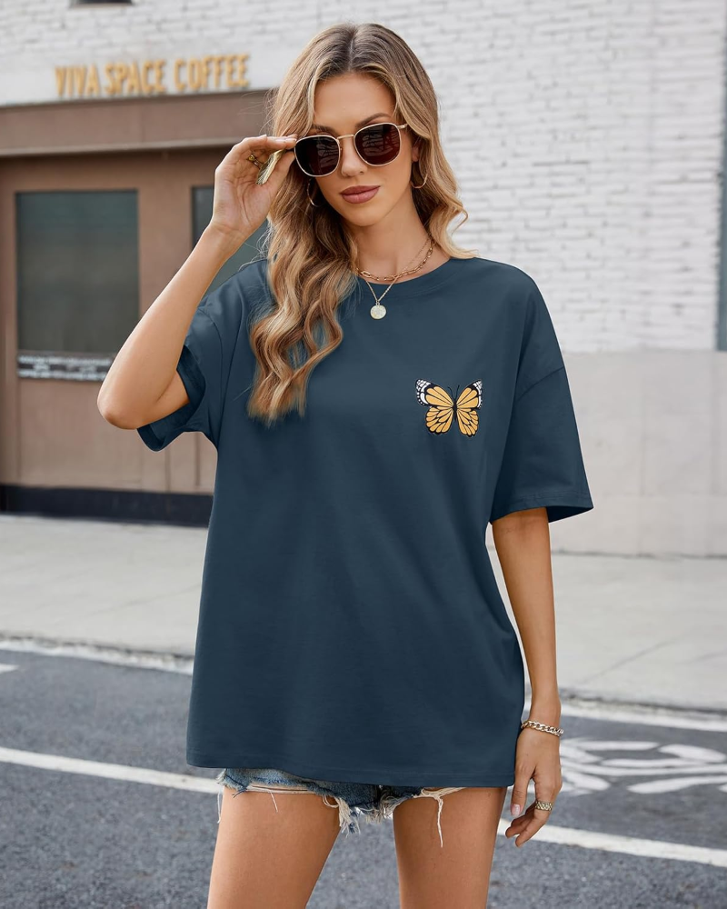 Sloane T-Shirt Oversize Femme – Tee Vintage en Coton avec Imprimé Papillon & Coupe Loose