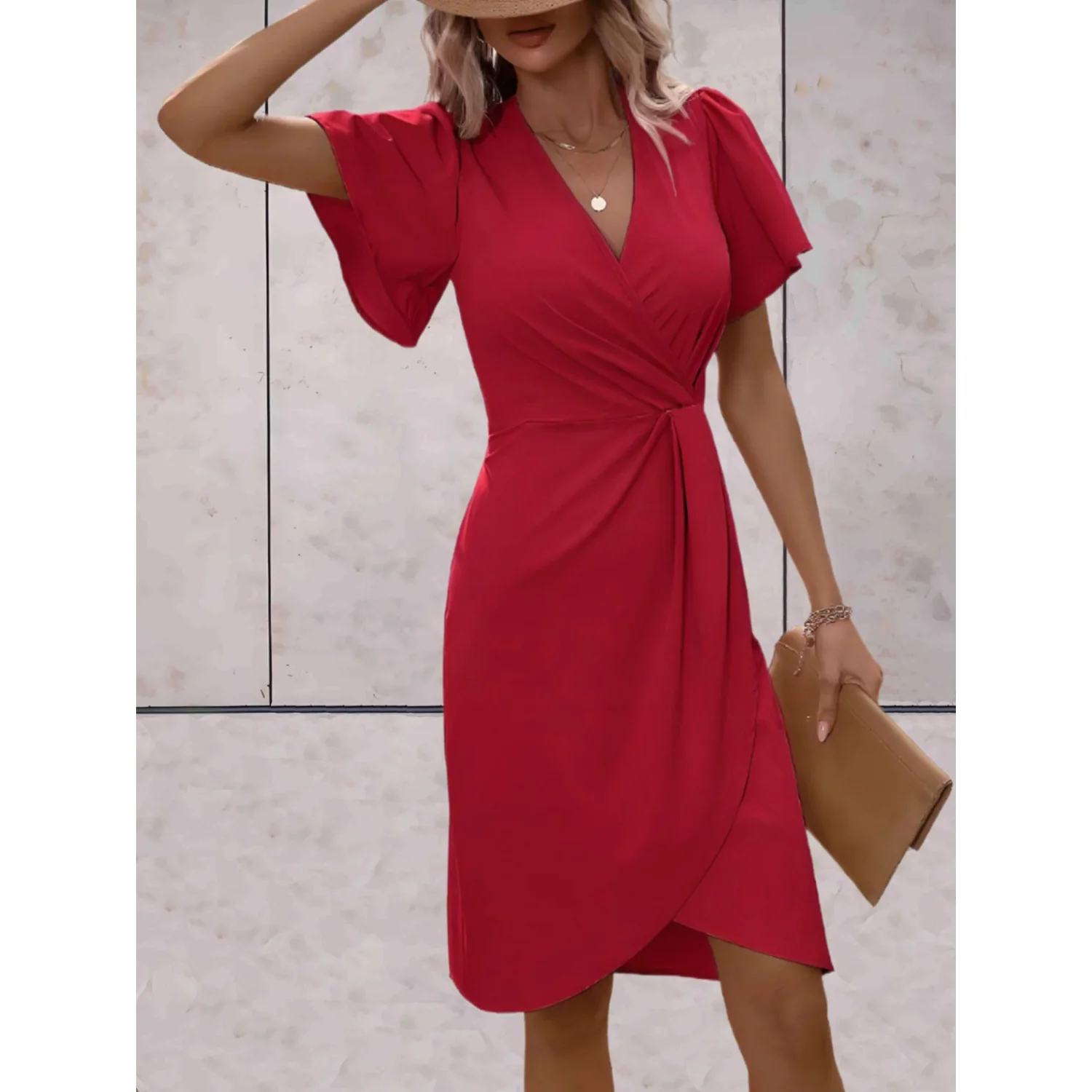 Brenda női ruha – elegáns ruha légies ujjakkal és V-nyakkivágással estélyre