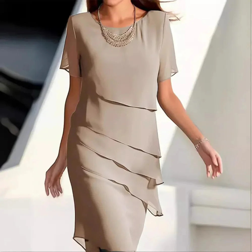Elena Midi-kjole for kvinner – Elegant chiffonkjole med lagdelt design og raffinerte detaljer
