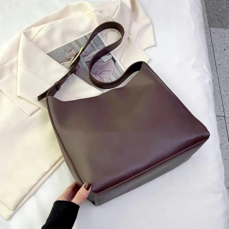 Julie Dames Tas – Elegante en Functionele Tas voor Dagelijks Gebruik