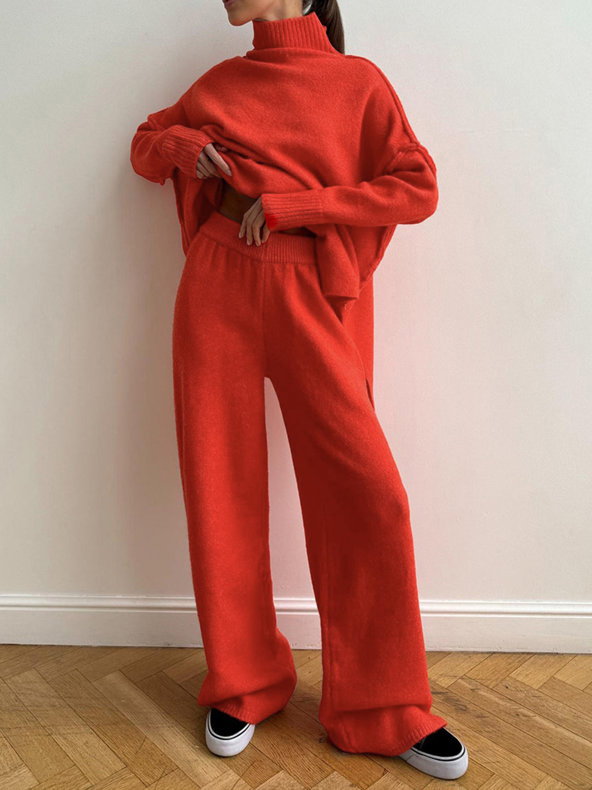 Amy Ensemble Loungewear Woman in Knit – Soft Outfit with Turtleneck & Loose Pants