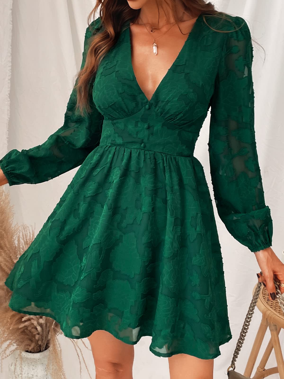 Virelle Robe Cupshe Femme – Dentelle Florale Col V, Manches Longues & Coupe A-Line Élégante