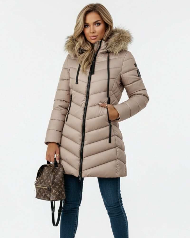 Anne Doudoune Femme avec Capuche – Matelassage Chevron & Col en Fausse Fourrure