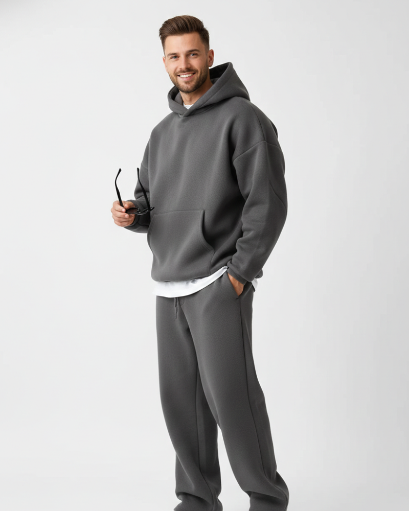 Kai Ensemble Joggedress Herre – Ensfarget Hettegenser & Behagelige Bukser, Ledig Passform