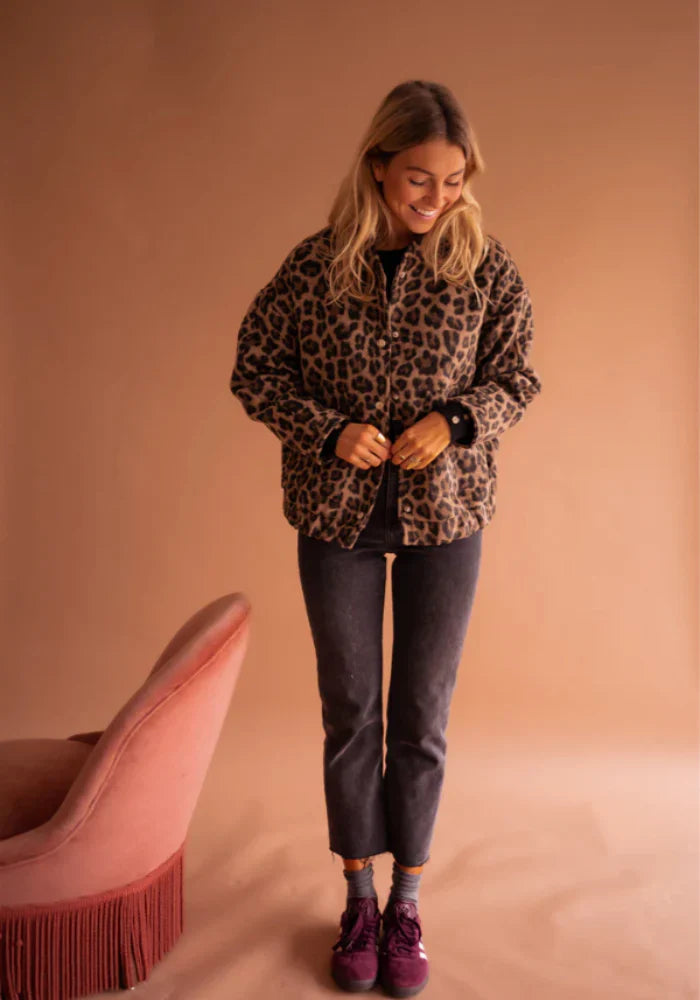 Valeria Veste Femme – Elegantní leopardí bunda s potiskem zvířat a pohodlným střihem