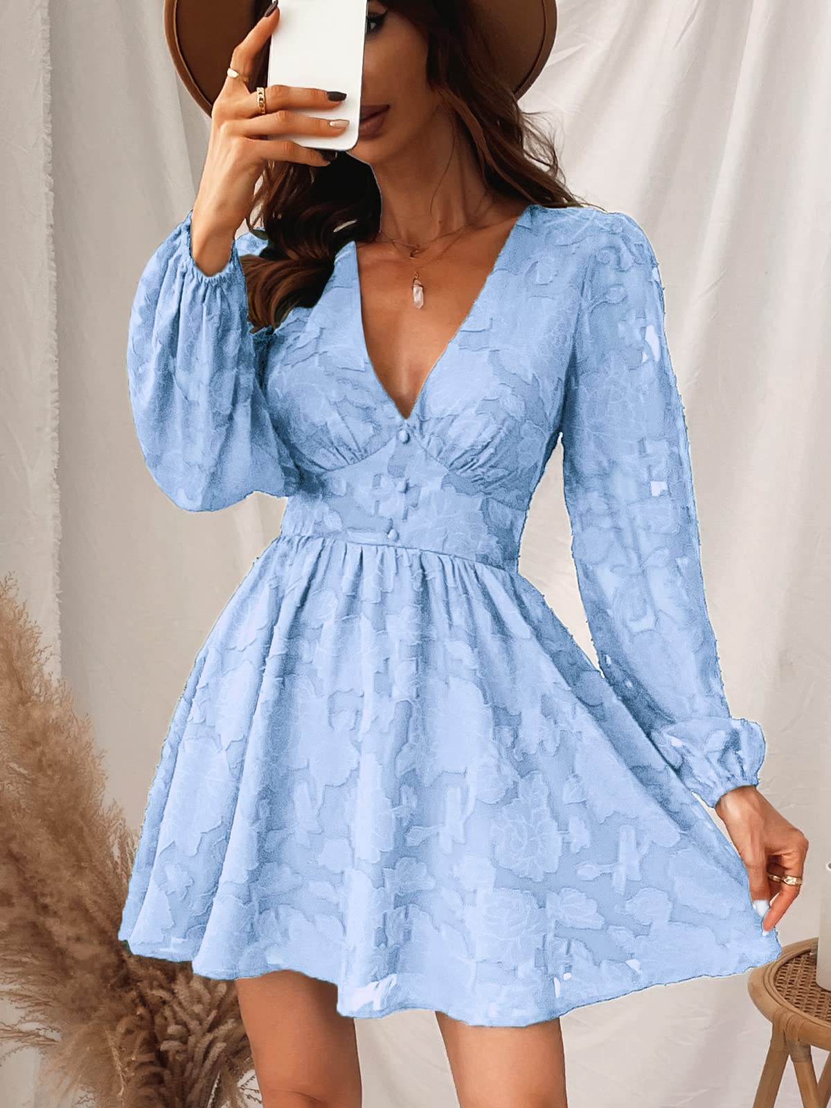 Virelle Robe Cupshe Femme – Dentelle Florale Col V, Manches Longues & Coupe A-Line Élégante