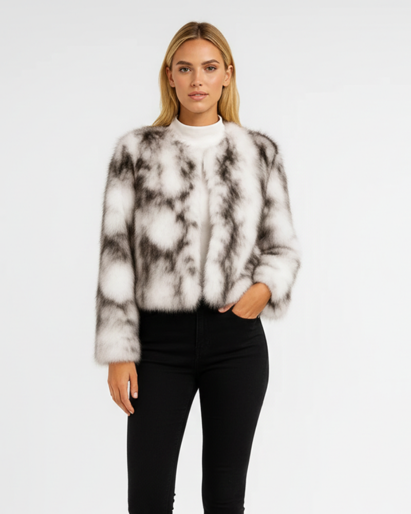 Norra Casaco Curto Feminino em Pêlo Sintético – Volume Elegante e Glamouroso para o Inverno