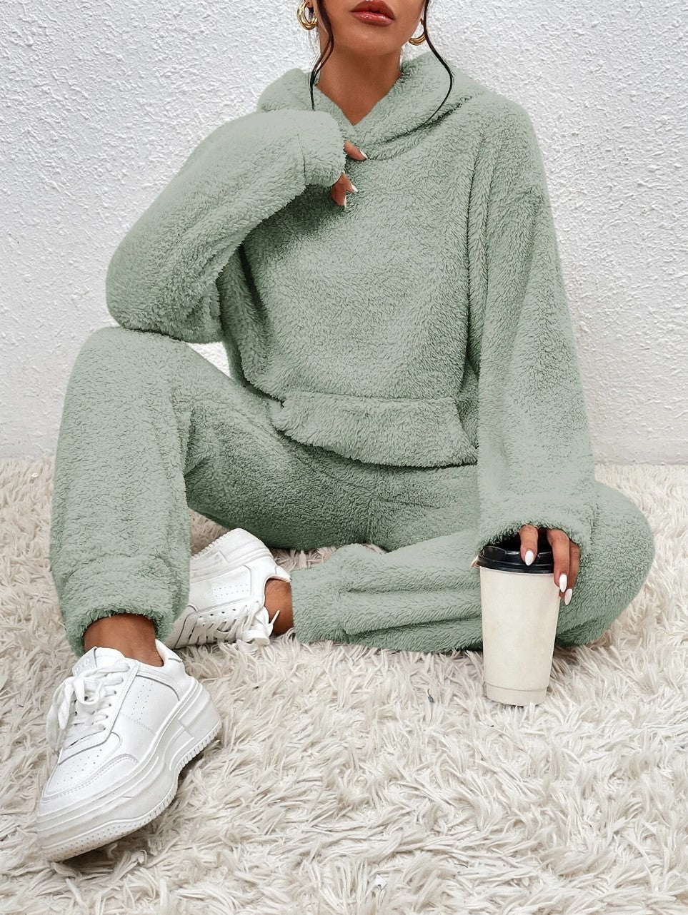 Lillie Women's Set – Soft Fleece Indoor Outfit with Hoodie & Comfortable Jogging Pants
