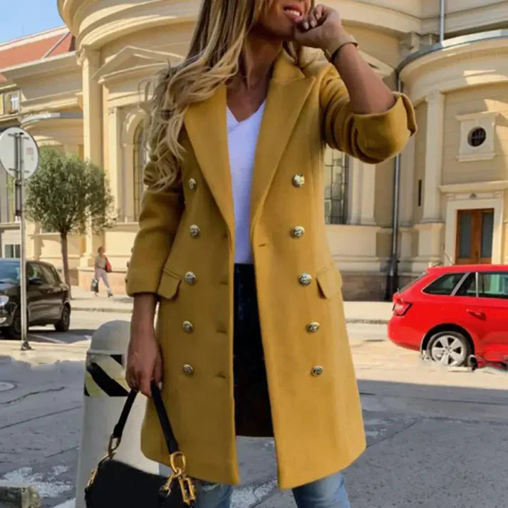 Cappotto lungo da donna Ariana: vestibilità classica con bottoni, tasche laterali e stile quotidiano
