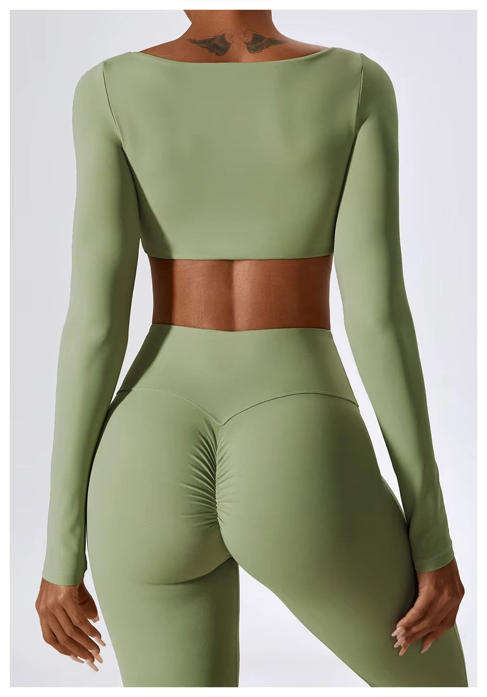 Leila női sport szett – légáteresztő jóga és fitnesz ruha bővülő leggings-szel és testhezálló felsővel