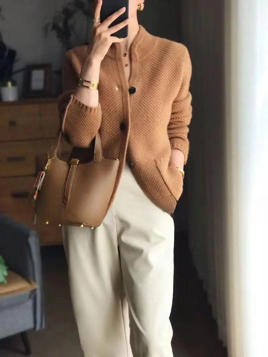Lucille Cardigan Femme – Gilet i blød kashmir med knapper & elegant klassisk snit