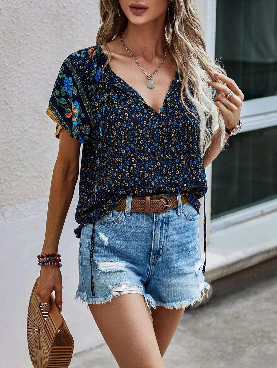 Bluse Dame Kataleya – Elegant Topp med Korte Ermer, Tidløs Passform og Allsidig Stil