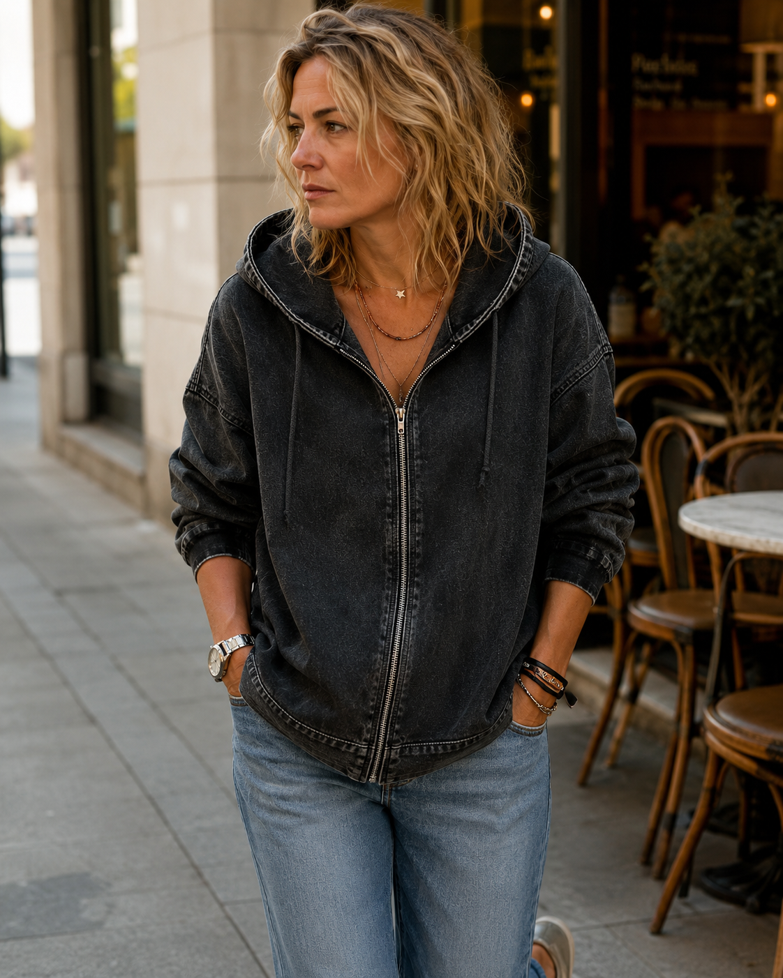 Romy Γυναικείο φούτερ με κουκούλα – Άνετη γραμμή, ξεβαμμένη όψη και κλείσιμο με φερμουάρ