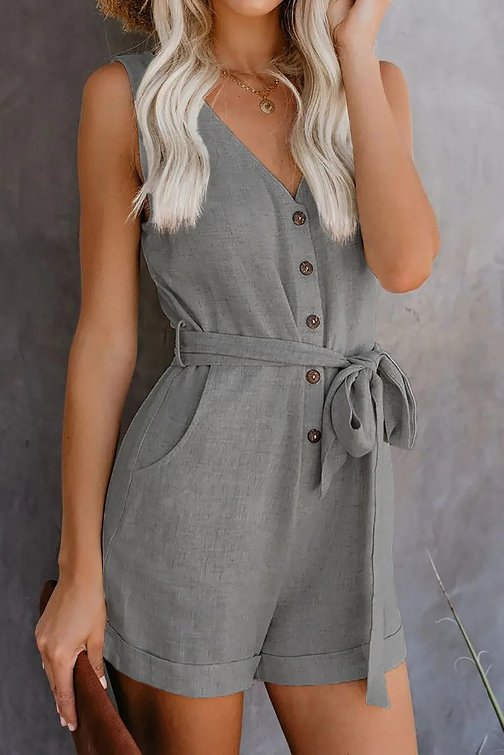 Nina Combishort Femme Chic – Elegantní krátký overal s kapsami a pohodlným střihem