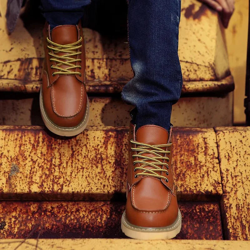 Sandro Bottes d’Hiver en Cuir pour Homme – Hoch geschnittene Retro-Schnürstiefel mit Premium-Schnitt