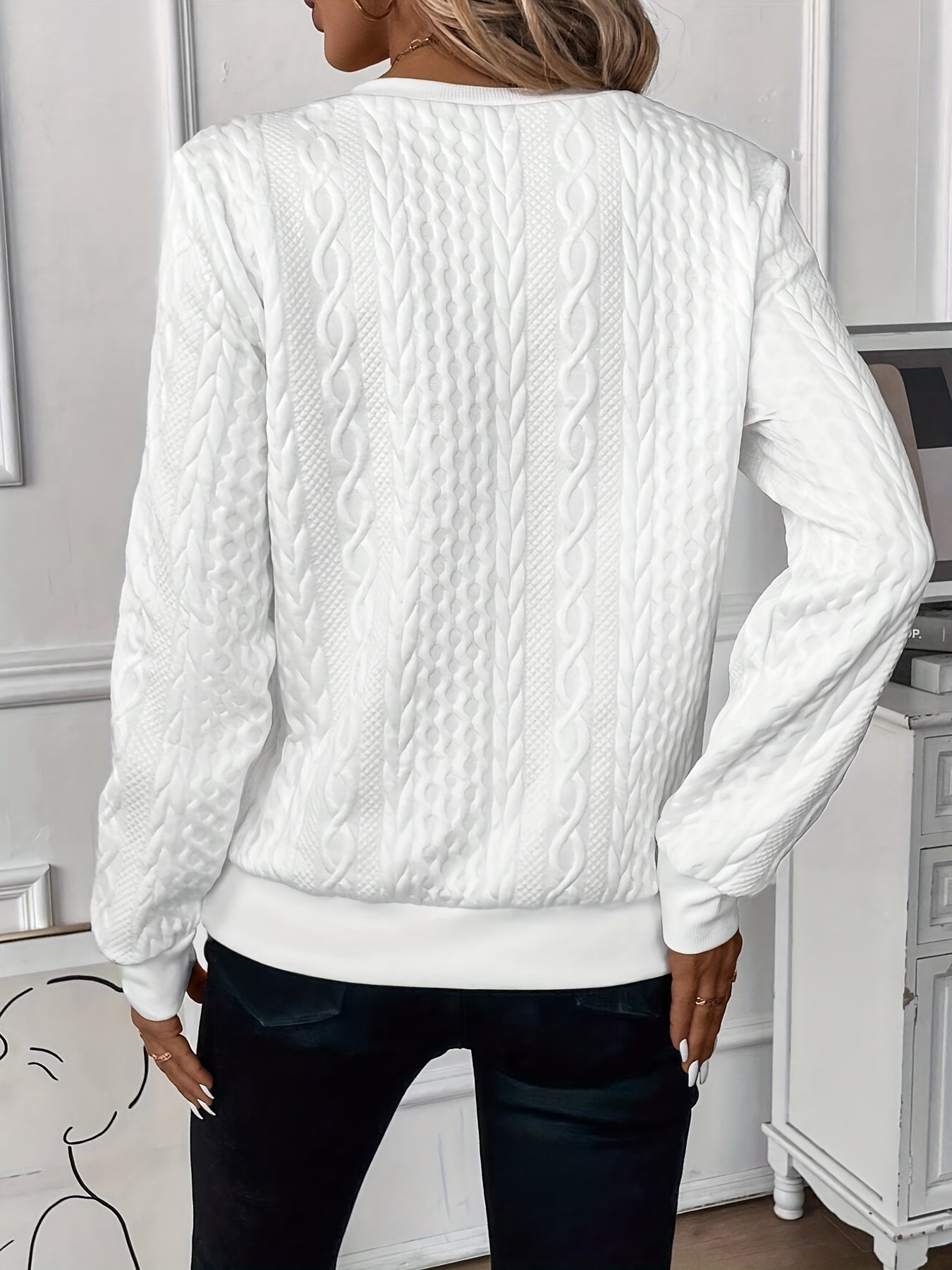 Amora Pull Dame i Blødt Strik – Daglig Komfort & Afslappet Elegance