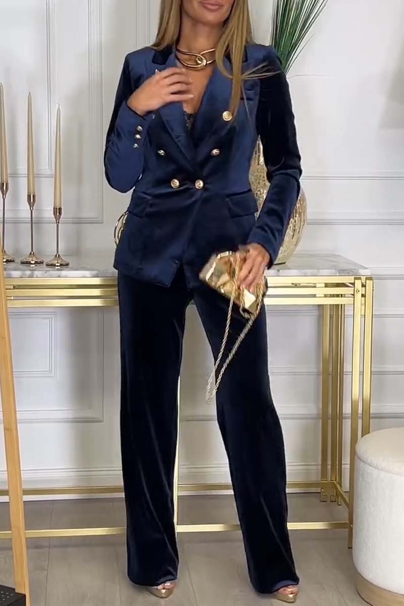 Lora Ensemble Velours Femme – Costume Luxe Deux-Pièces au Tissu Doux et Design Polyvalent