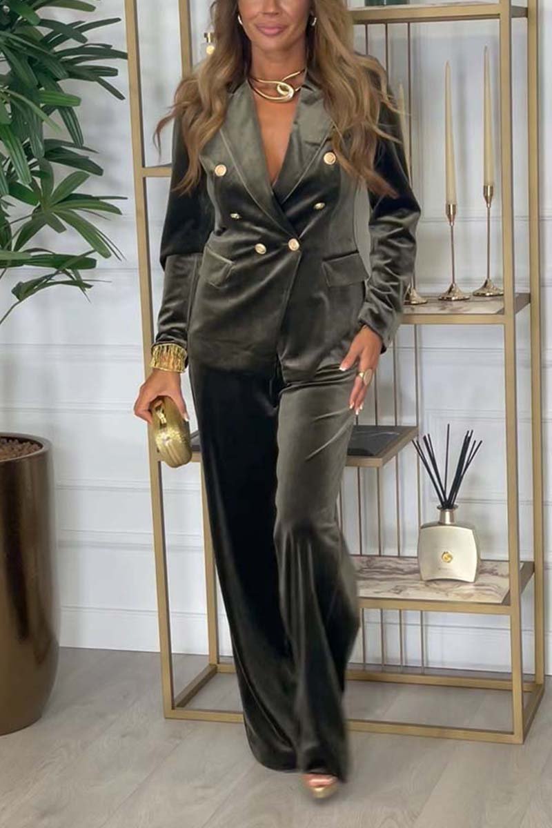 Lora Ensemble Velours Femme – Luxusní dvoudílný kostým z měkké látky a všestranným designem