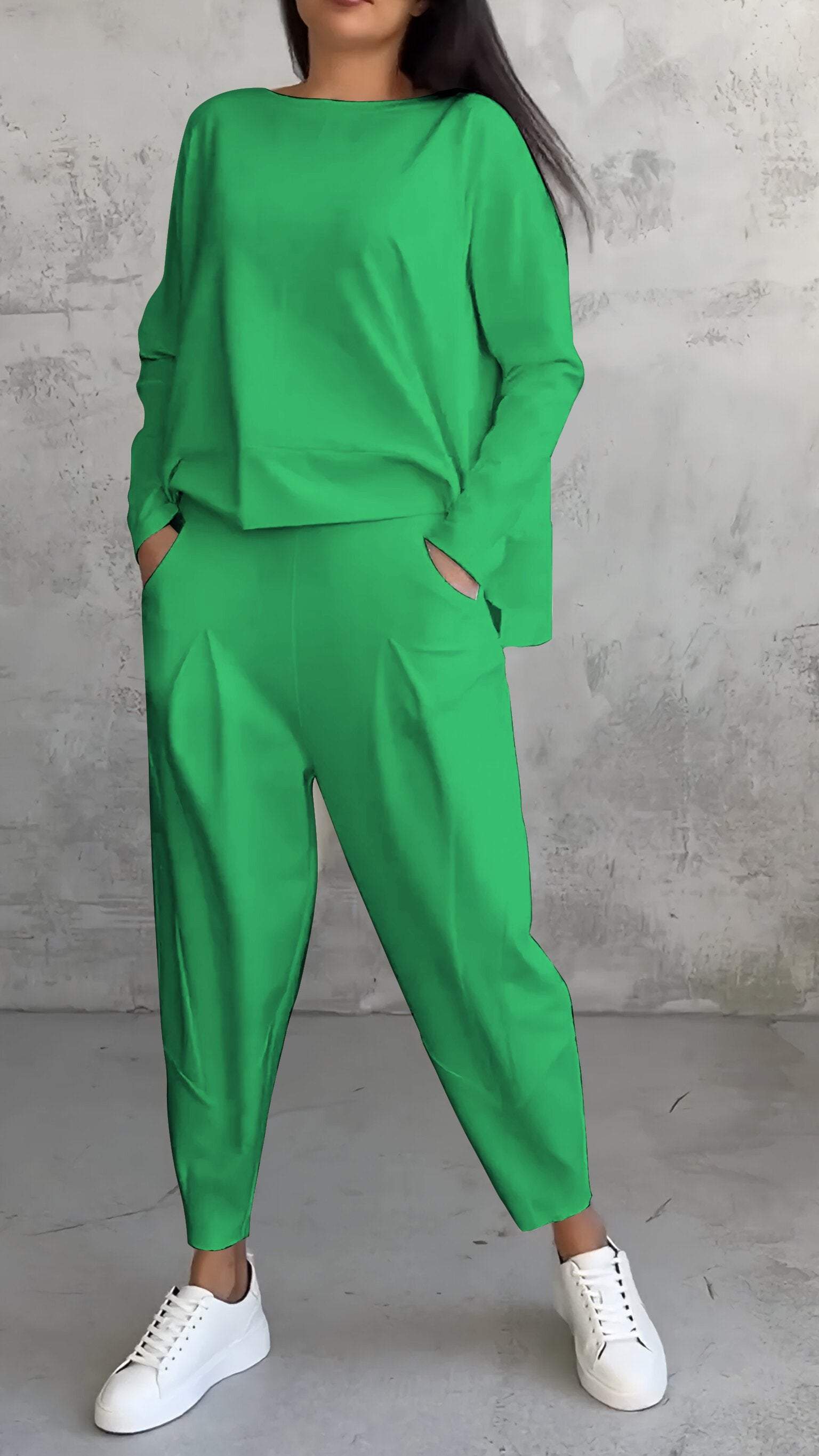 Emilie női szett – Kényelmes és elegáns, modern stílusú, kerek nyakú spandex ruha