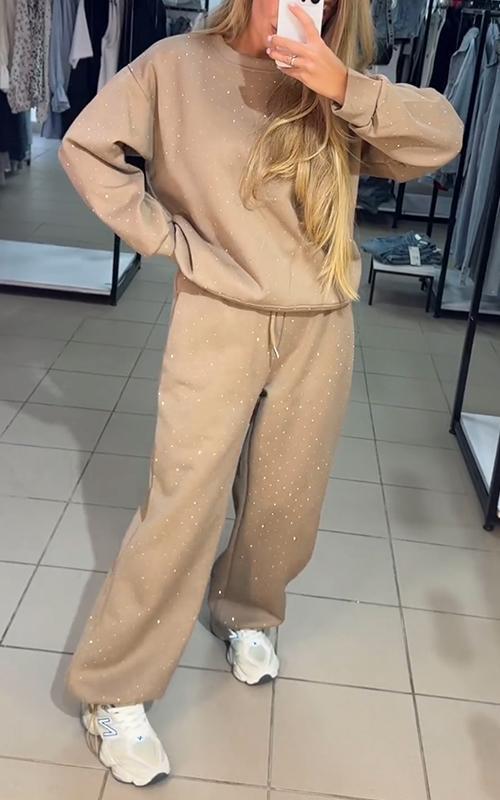 Aria Ensemble Loungewear Femme – Tenue Confortable avec Détails Strass & Coupe Relaxed