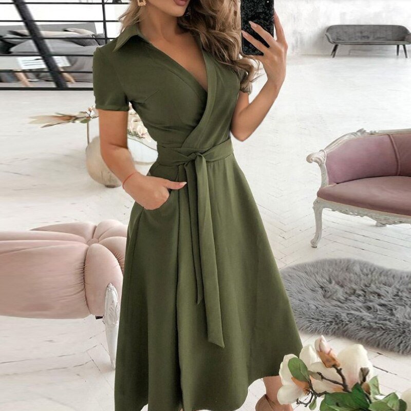 Ella Elegant Women's Dress – Cotton Dress with Fitted Waist & Versatile Classic Style