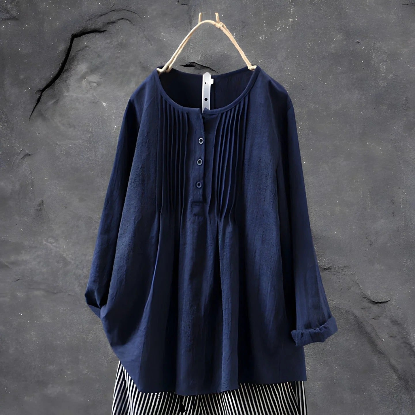 Női Oversize Blúz Vanessa – Elegáns Bő Felső Prémium Anyagból Minden Alkalomra
