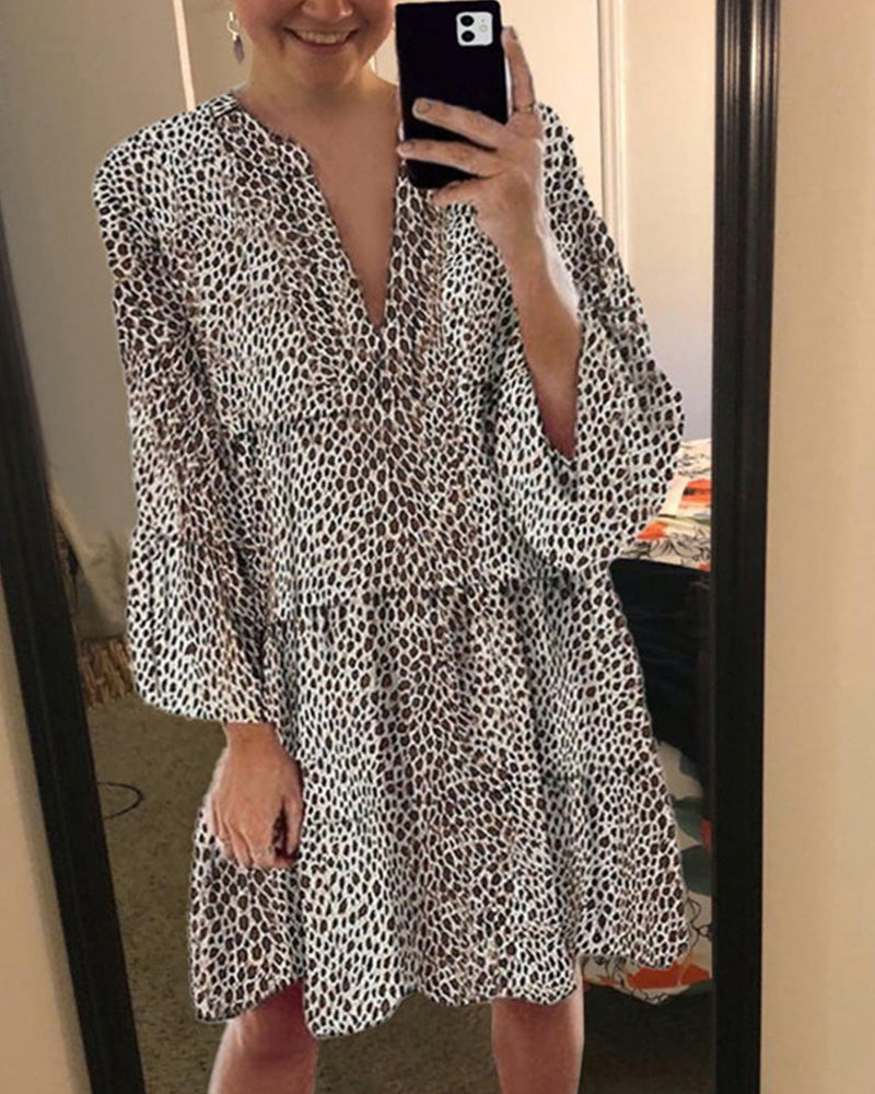 Avelyn Robe d'Été Femme – Volná šaty s leopardím potiskem, nabírané rukávy a elegantní výstřih do V