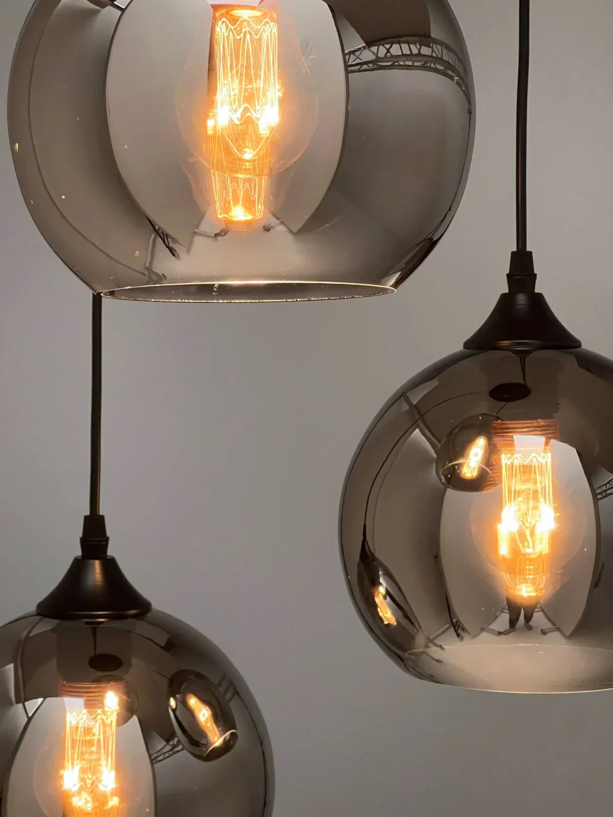 Lampa wisząca 3-punktowa z kulami, szkło czarne przydymione, styl industrialny, do salonu lub jadalni, LED