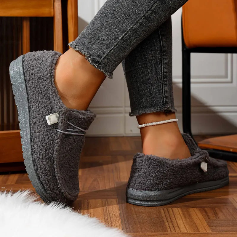 Wendy Chaussons Teddy Femme – Slippers Chauds et Doux pour Intérieur & Extérieur