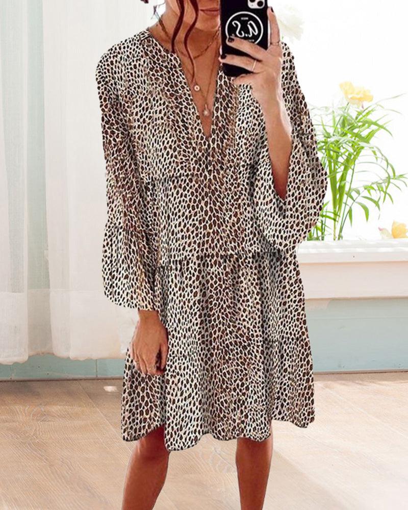 Avelyn Robe d'Été Femme – Volná šaty s leopardím potiskem, nabírané rukávy a elegantní výstřih do V