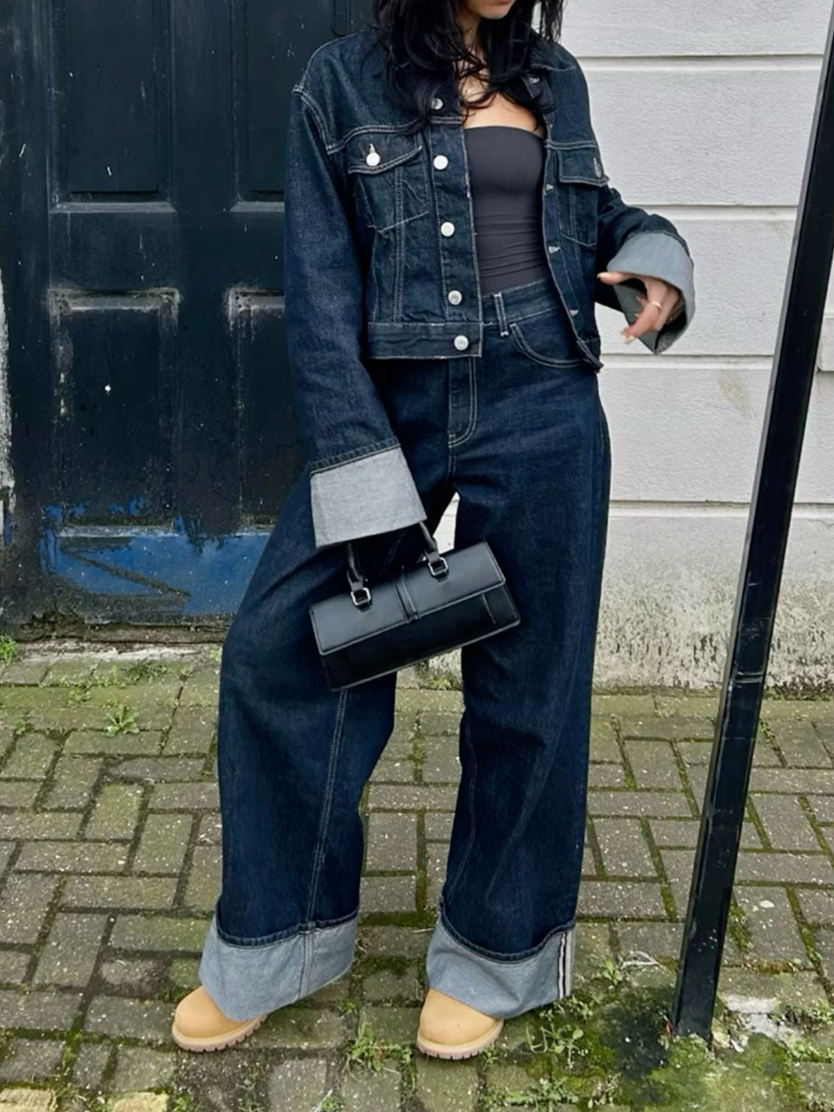 Bea Ensemble Denim Femme – Jachetă scurtă & blugi largi cu revere contrastante pentru un look la modă