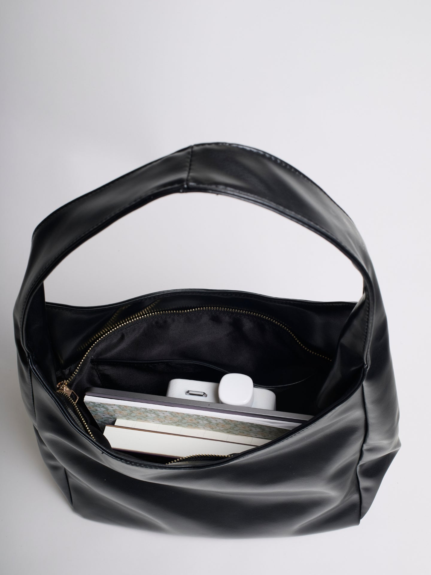 Luciana Sac Femme Épaule Vegan – Hobo Minimaliste Élégant & Spacieux 13"