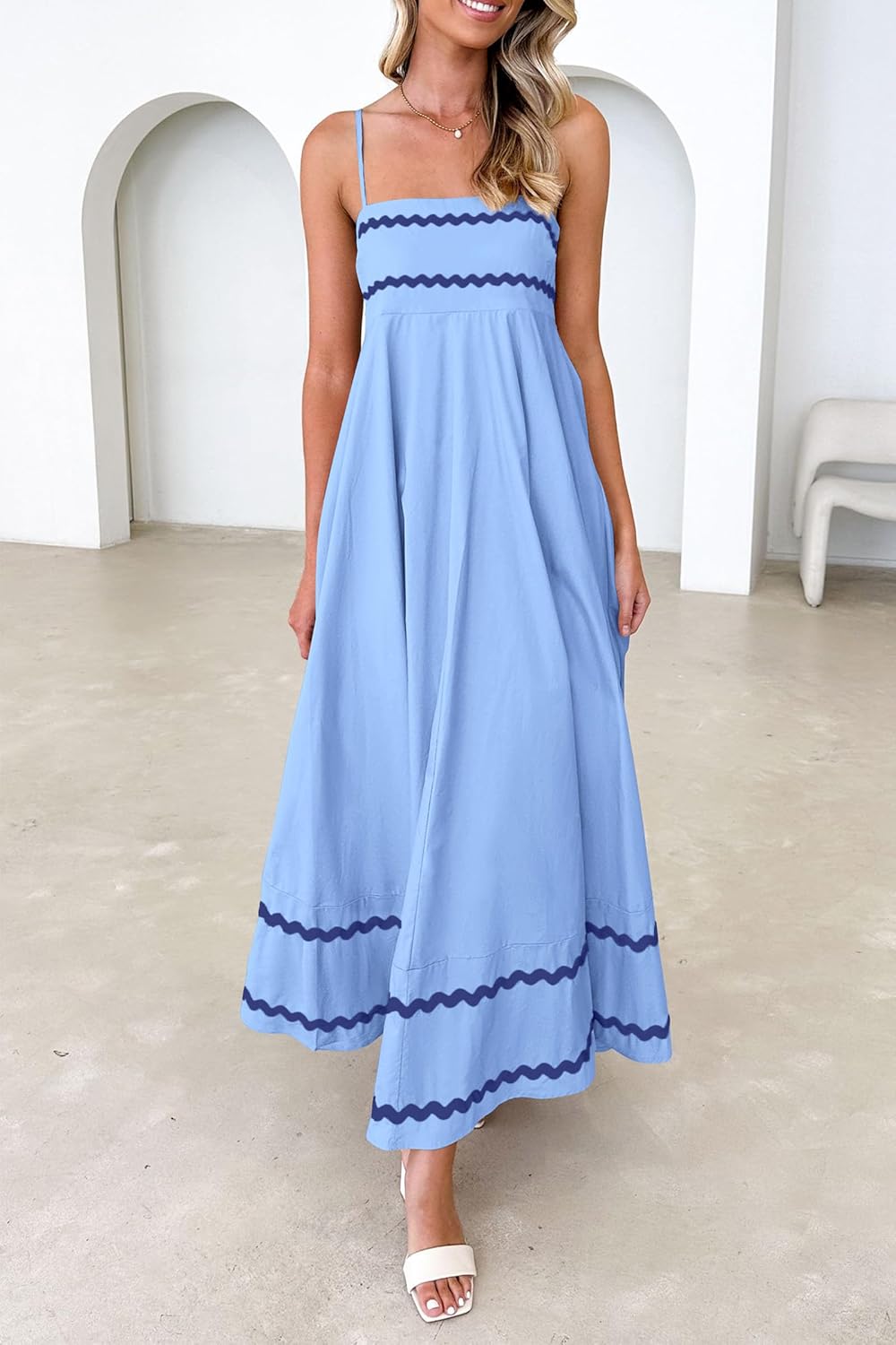 Luan Robe Maxi Femme Été – Robe Longue Bretelles Fines Col Carré, Volants & Coupe Fluide