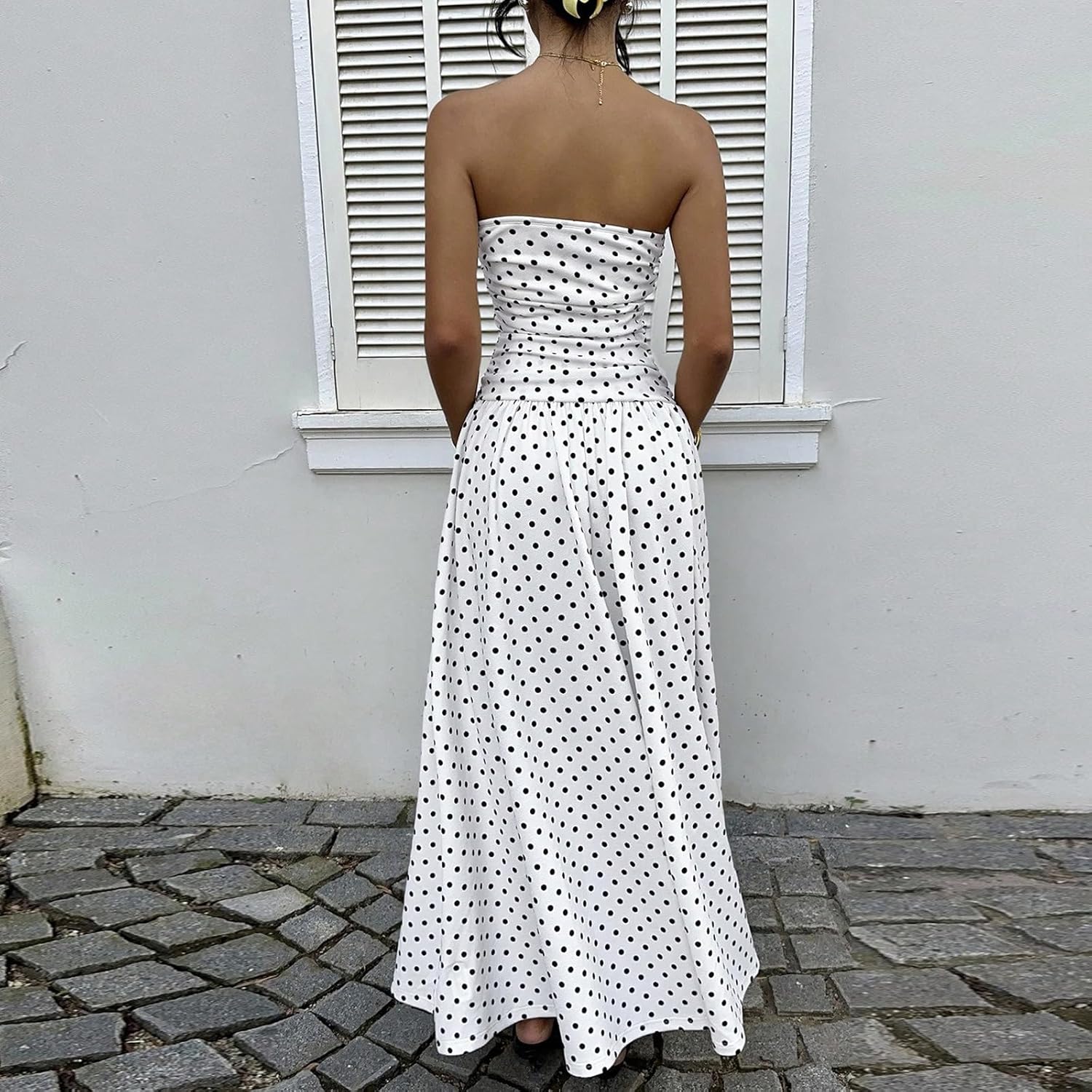 Sophie női ruha – maxi pánt nélküli ruha pöttyökkel, magas derekú, légies, elegáns nyári viselet