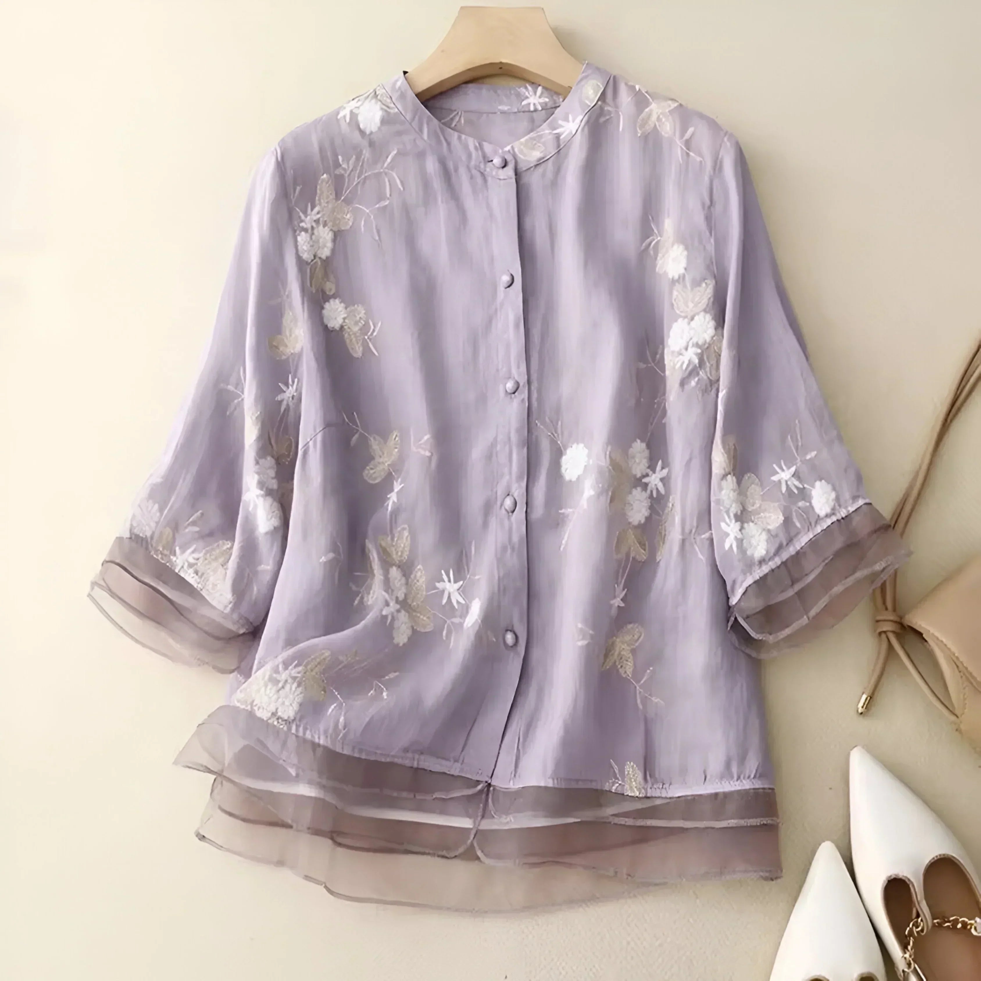 Emily Blouse Femme – Blouse Fleurie Élégante en Tissu Aérien à Coupe Classique