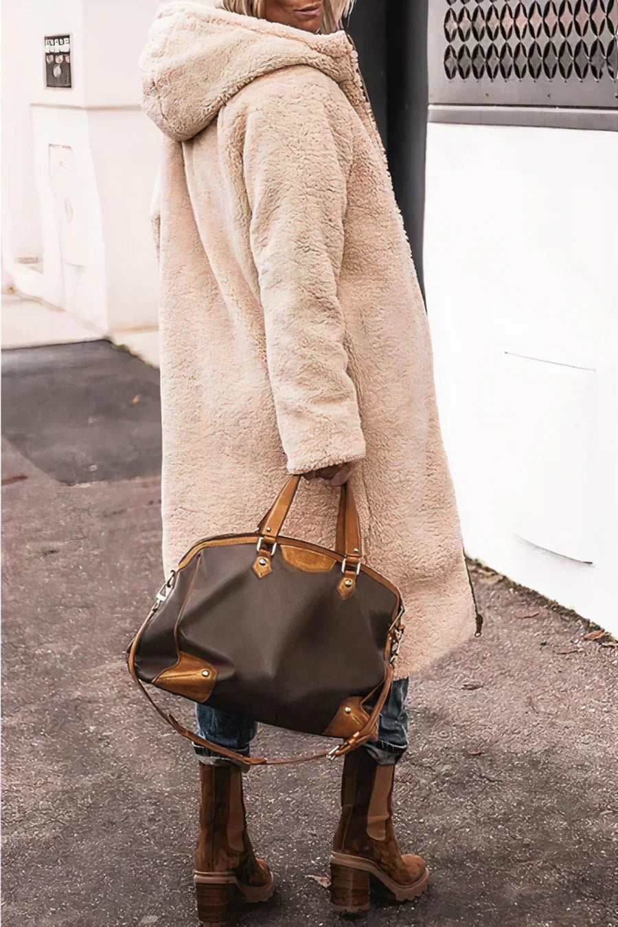 Camila Manteau Long Matelassé pour Femme – Capuche en fausse fourrure et fermeture zippée intégrale