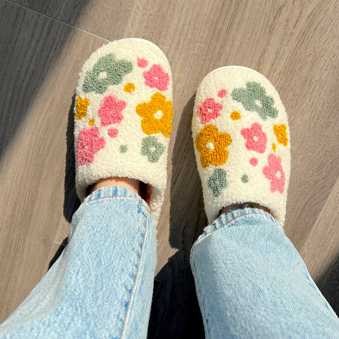 Valentina hjemmesko til kvinder med blomsterprint – bløde og varme indendørs tøfler til vinterkomfort og hygge