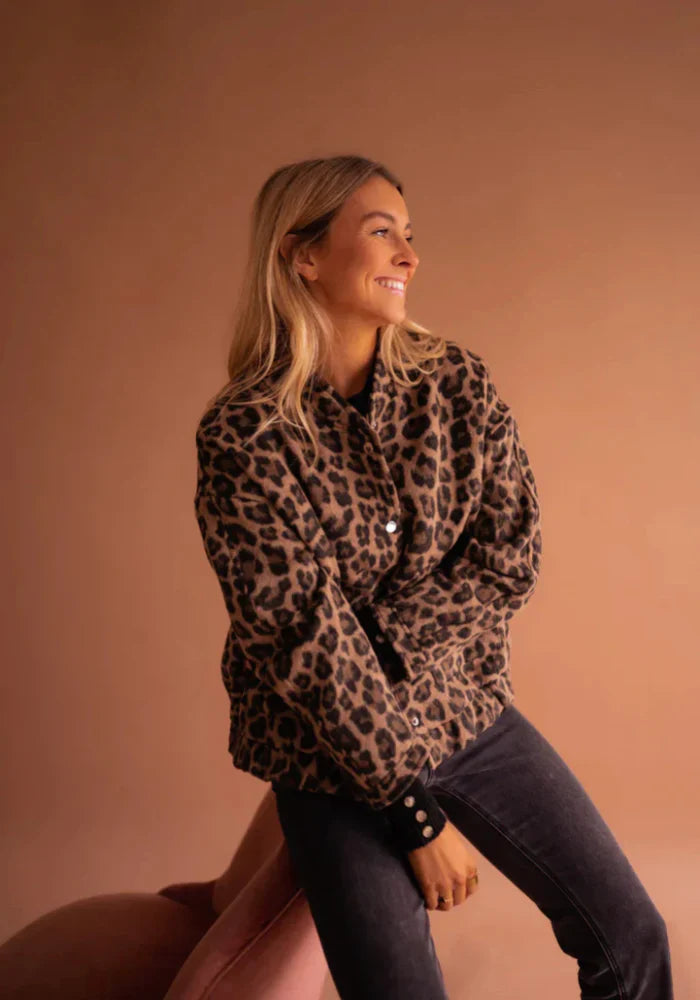 Valeria Veste Femme – Elegantní leopardí bunda s potiskem zvířat a pohodlným střihem