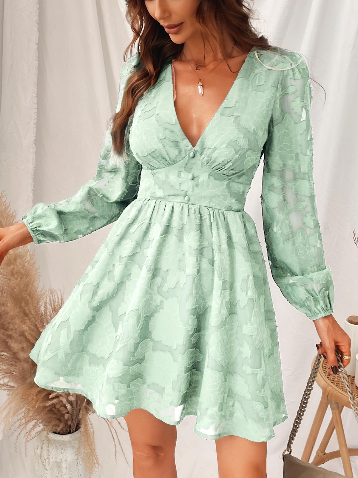 Virelle Robe Cupshe Femme – Dentelle Florale Col V, Manches Longues & Coupe A-Line Élégante