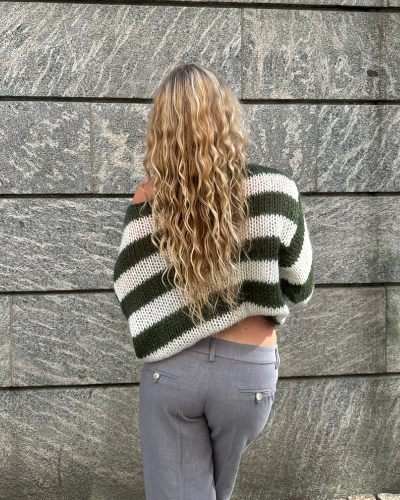 Louisa Pull Femme en Tricot – Pull Oversize Rayé en Matière Douce au Design Tendance
