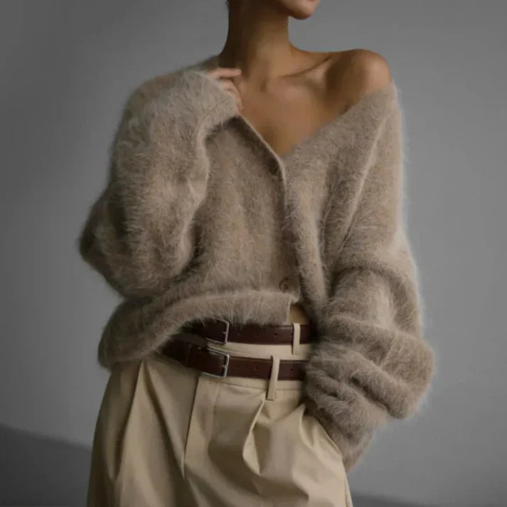 Maglione in cashmere da donna Ella: elegante cardigan ampio e morbido, comfort senza tempo