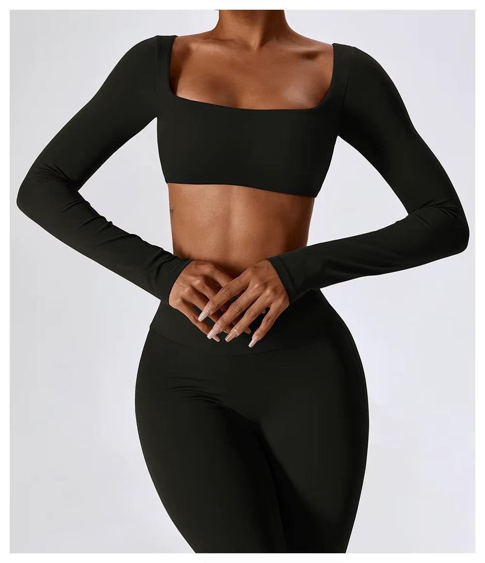 Leila Treningssett for Kvinner – Pustende Yoga- og Treningsantrekk med Vide Tights og Tettsittende Topp