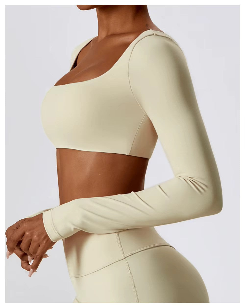 Leila női sport szett – légáteresztő jóga és fitnesz ruha bővülő leggings-szel és testhezálló felsővel