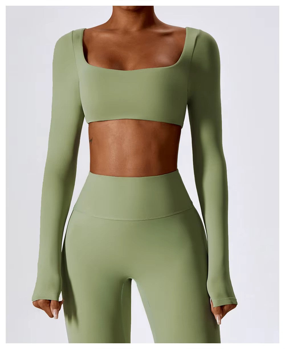 Leila női sport szett – légáteresztő jóga és fitnesz ruha bővülő leggings-szel és testhezálló felsővel