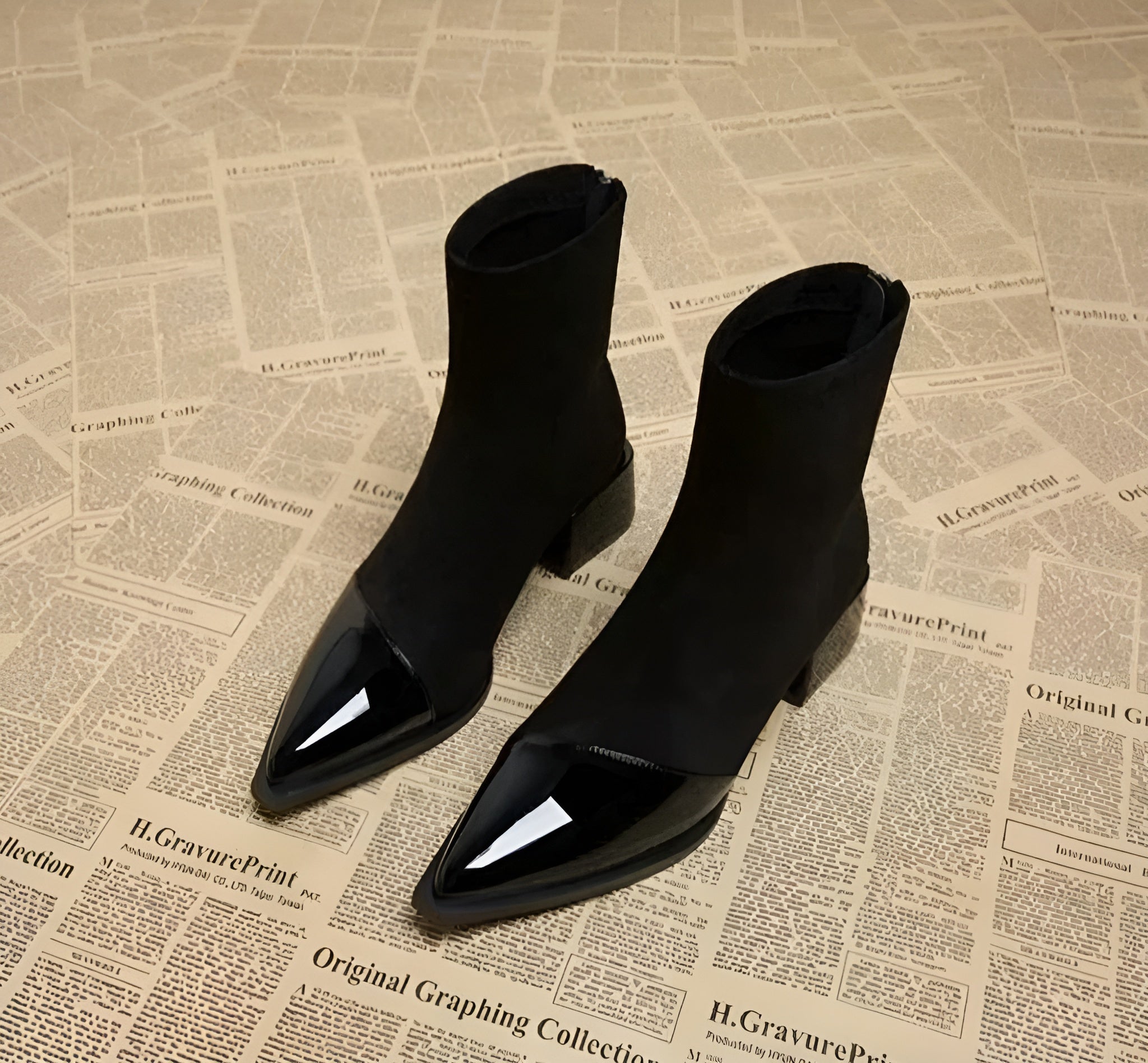 Gracia Bottines Femme – Boots Élégantes en Daim avec Détails Vernis & Talon Bloc Confortable